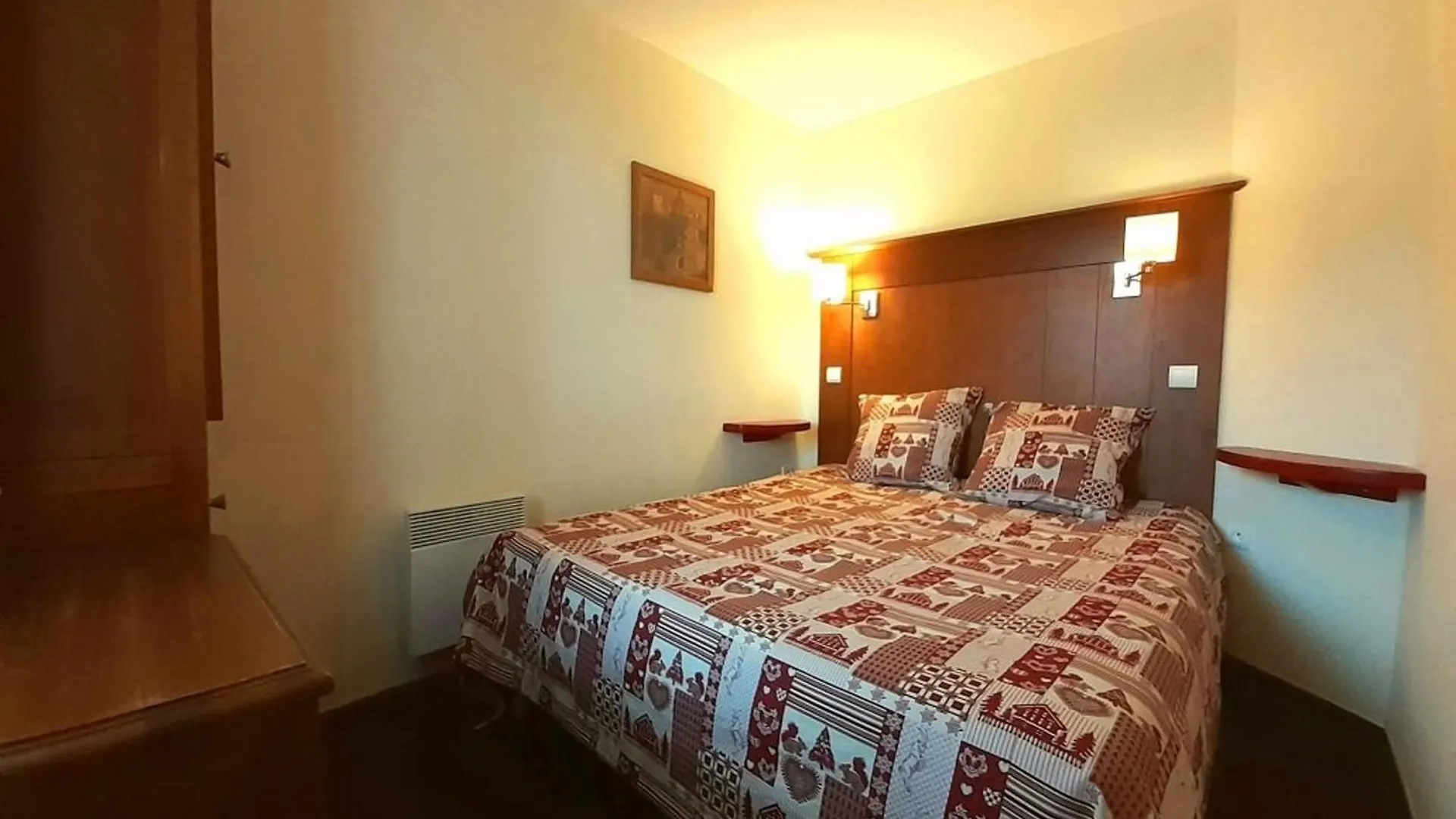 Appartement Cosy Avec Balcon Et Acces Ski Aux Pieds A Plagne Soleil - Fr-1-351-89 La Plagne Apartment