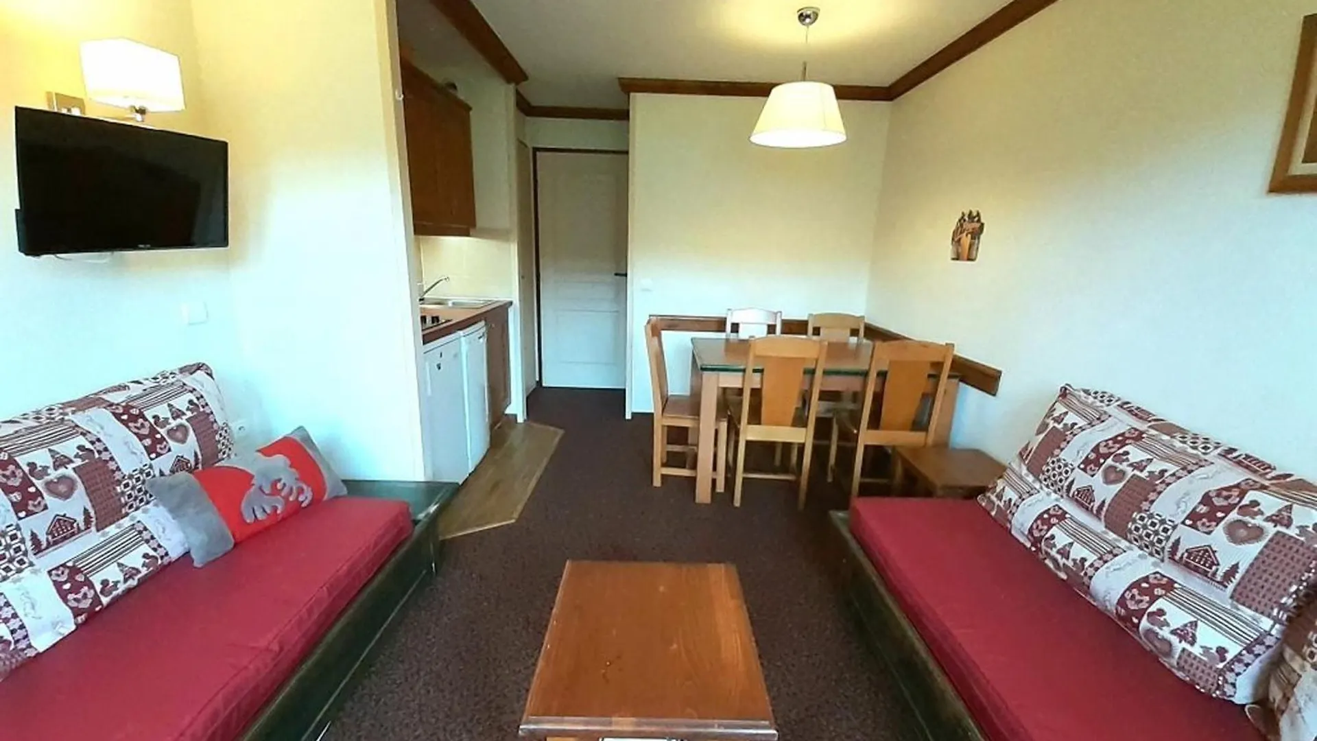 Appartement Cosy Avec Balcon Et Acces Ski Aux Pieds A Plagne Soleil - Fr-1-351-89 La Plagne