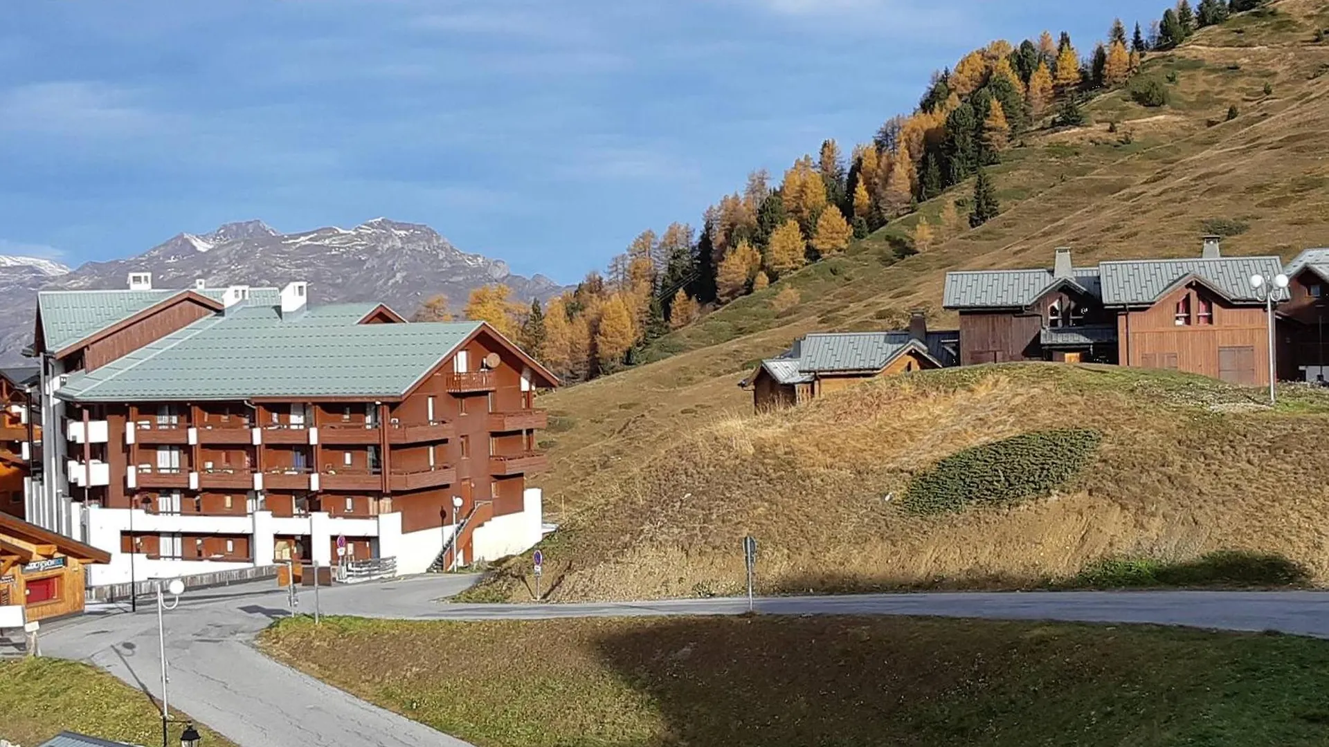 Appartement Cosy Avec Balcon Et Acces Ski Aux Pieds A Plagne Soleil - Fr-1-351-89 La Plagne 0*,